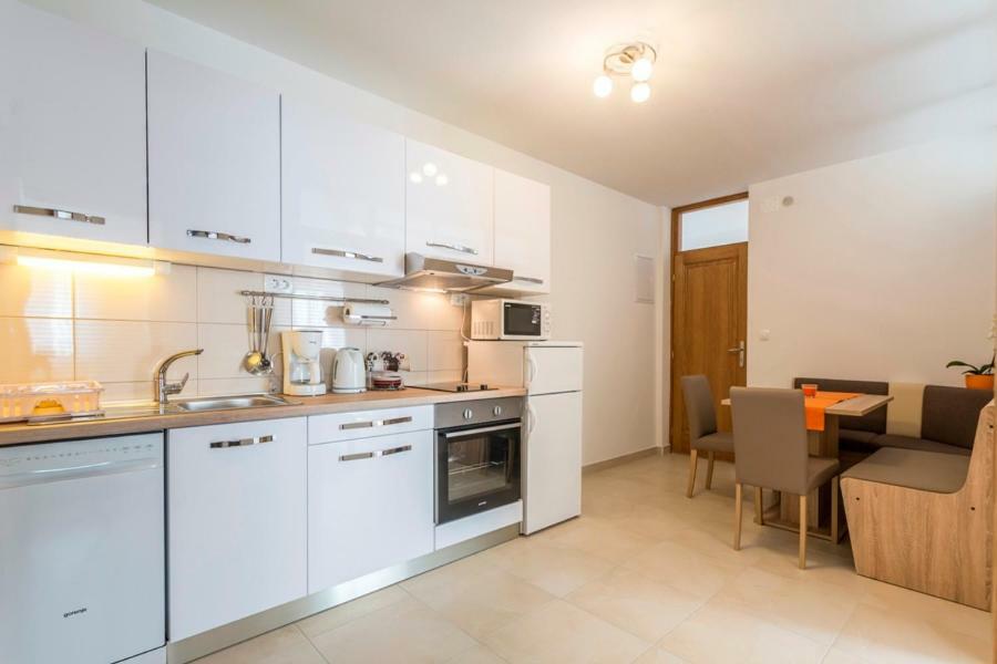 Apartments Bezmalinovic 2 بول المظهر الخارجي الصورة