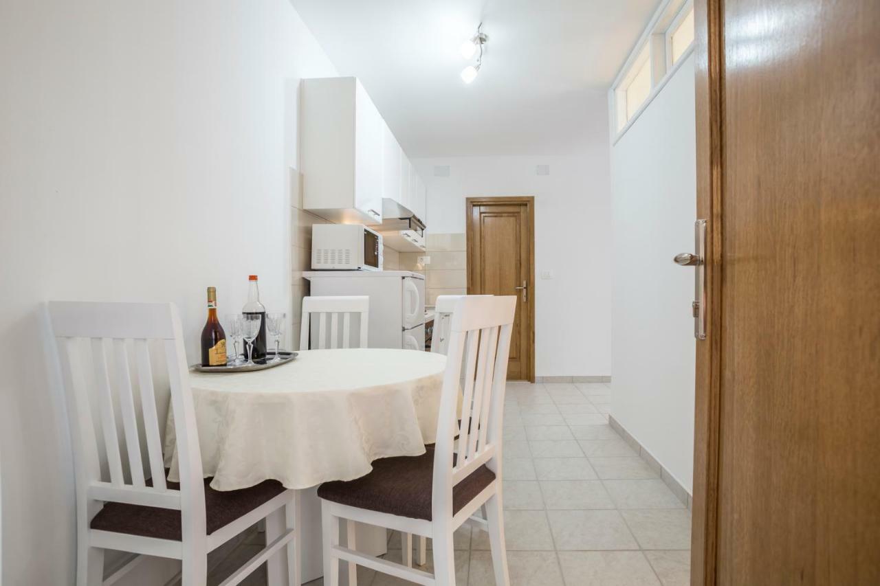 Apartments Bezmalinovic 2 بول المظهر الخارجي الصورة